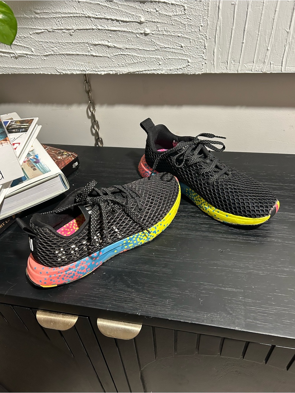 NOBULL Mesh Runner Black Neon Glitch Women’s 7 CrossFit Training Sneakers